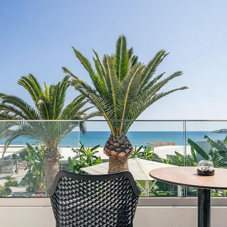 Del Mare Apts
